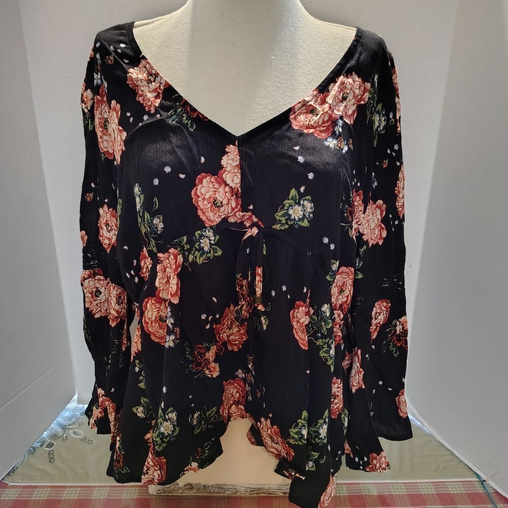 Floral Black Women's Top